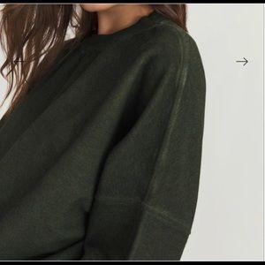 Something Navy Women’s Small Oversized Emerald Green Reversed Jersey Sweatshirt